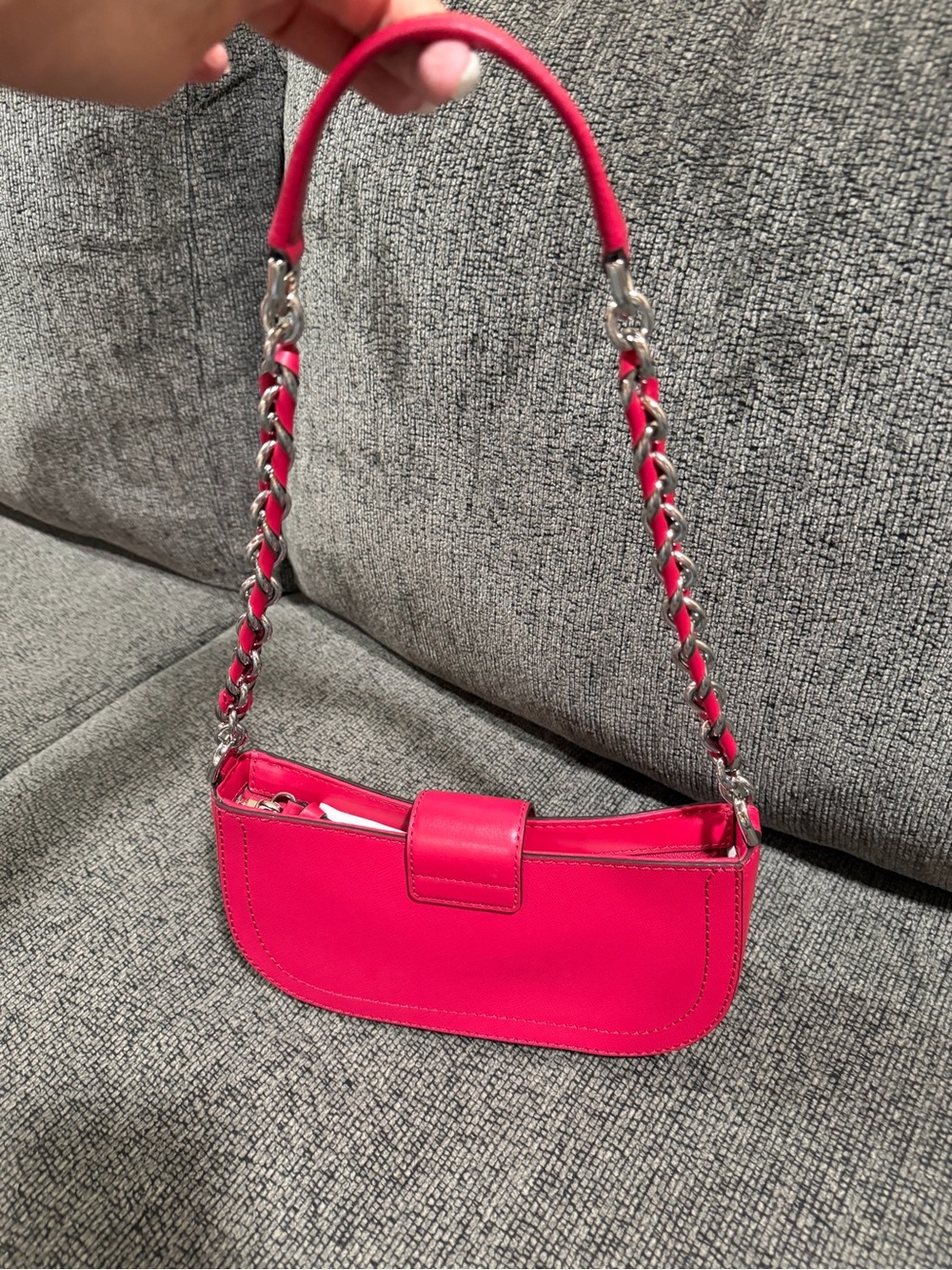 Hot Pinkish/redish Women’s Shoulder Bag with Chain Strap NWOT w/dust bag - Picture 2 of 9